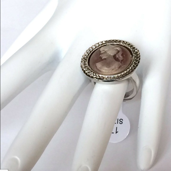 Silver Cameo Cocktail Ring Vintage Victorian Lady Size 7  Plated Beige - Picture 5 of 8